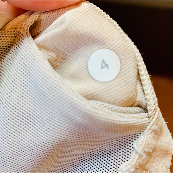 Lululemon Pink and White Tank - Picture 4 of 5